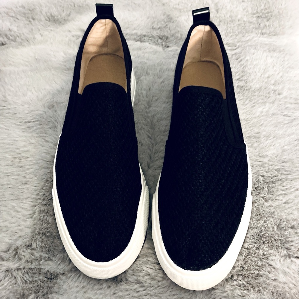 New - Restricted Valen Black Slip-on sneakers